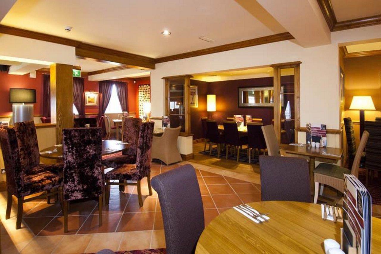Premier Inn Rugeley Esterno foto