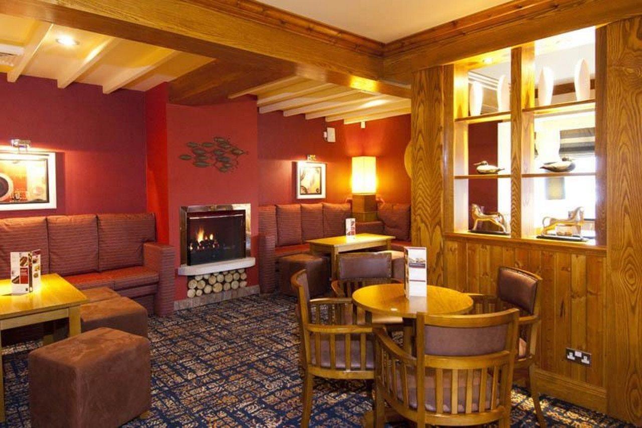 Premier Inn Rugeley Esterno foto